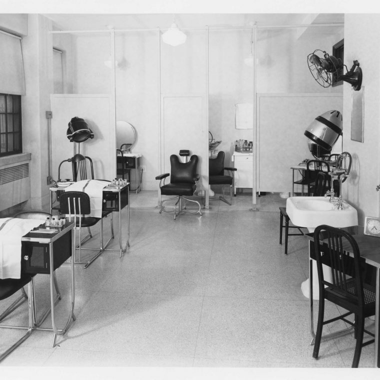 Beauty Shop. Photograph, 1955. A beauty shop was established in Toner Building, a white women’s infirmary, in 1927, staffed by nurses who had beauty school training or experience. Courtesy U.S. National Library of Medicine. 