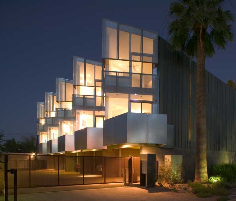 Loloma 5 Lofts, Scottsdale, Arizona. Architect: will bruder + PARTNERS. Built: 2004. Photo ©Bill Timmerman; courtesy of will bruder + PARTNERS. 