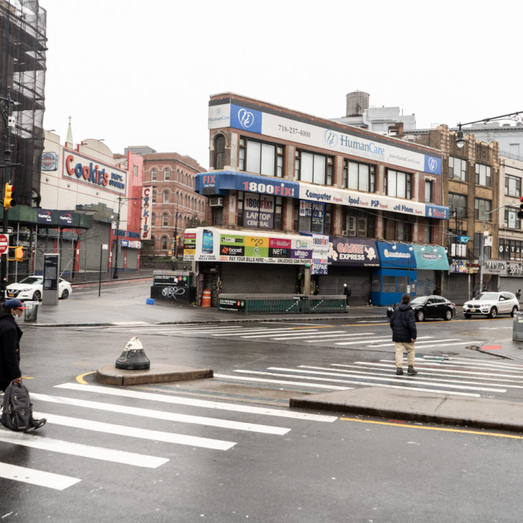 March 29, 2020: Nearly empty intersection at East 149th Street and Third Avenue, Bronx, New York. © Camilo José Vergara 