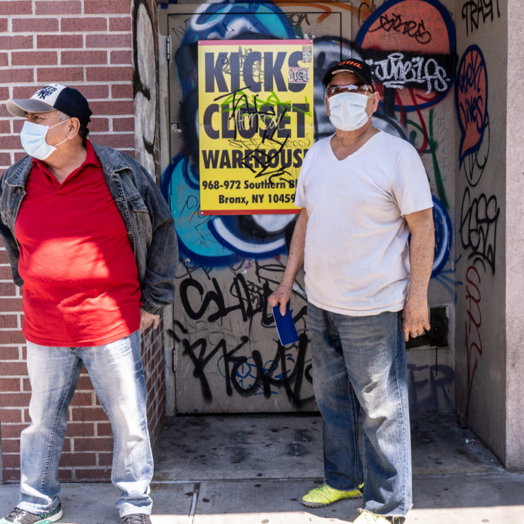 May 15, 2020: Waiting for service outside Ponce Bank, 980 Southern Boulevard, Bronx, New York. © Camilo José Vergara 