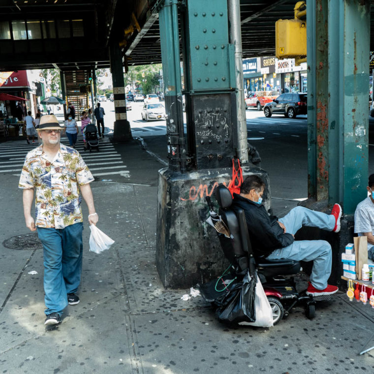 September 3, 2020: Selling PPE. East Fordham Road at Jerome Avenue, Bronx, New York. © Camilo José Vergara 