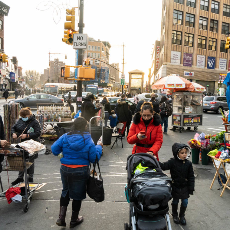 November 25, 2020: View south along Third Avenue from East 149th Street, Bronx, New York. © Camilo José Vergara 