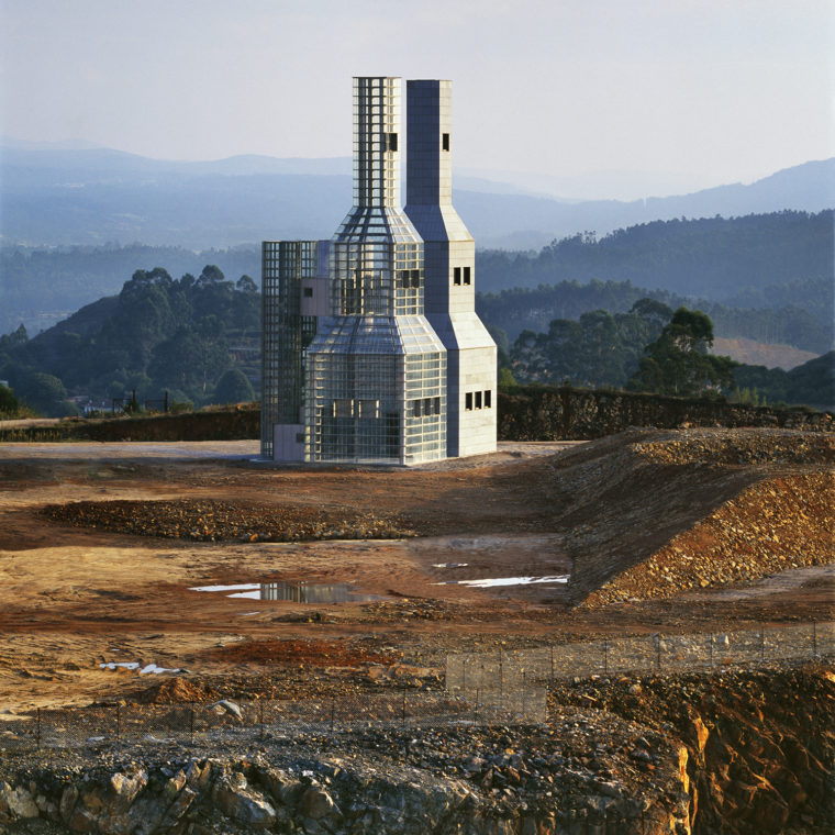 Hejduk Memorial Towers, John Hejduk Architect, Santiago de Compostela, Spain. © Alan Karchmer. 