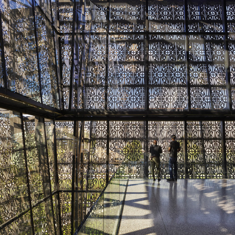 National Museum of African American History and Culture, Freelon Adjaye Bond/SmithGroup Architects, Washington, D.C., USA. © Alan Karchmer. 